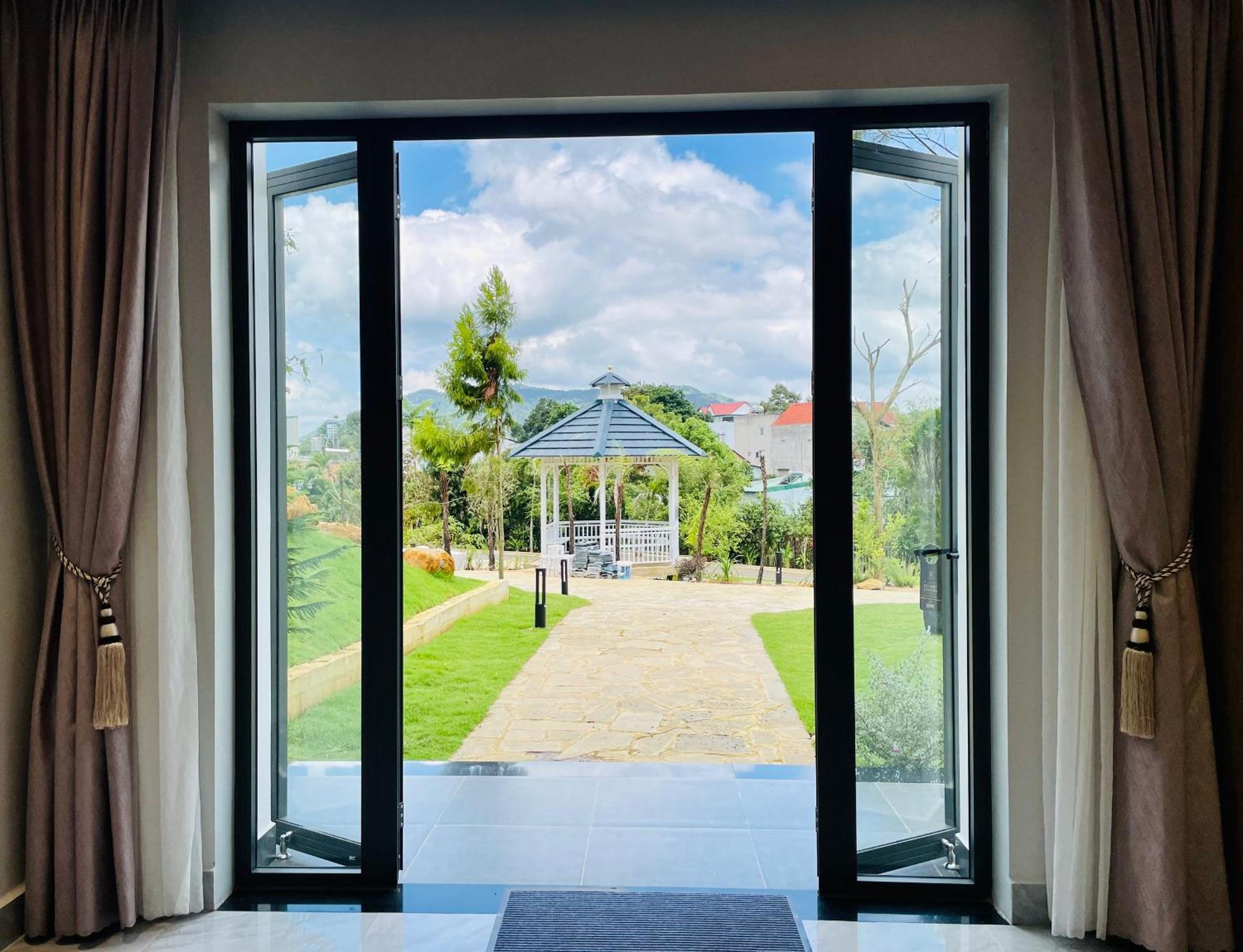 Sunflower Hotel & Resort Баолок Экстерьер фото